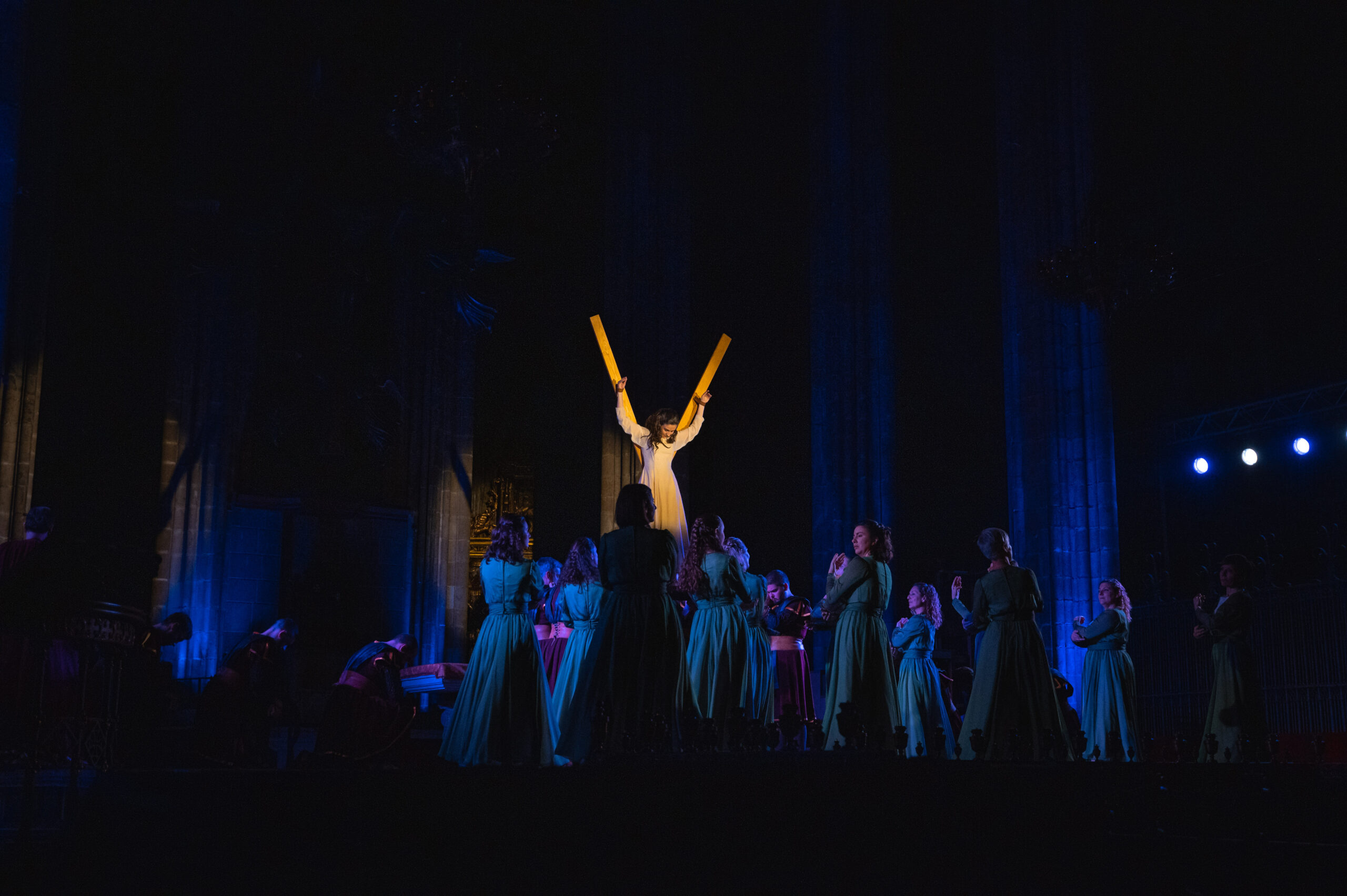 La Catedral de Barcelona estrena un nuevo diseño de los gozos de Santa Eulalia